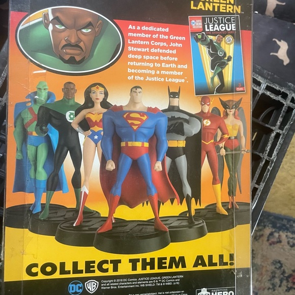 Justice League Green Lantern - Picture 2 of 2